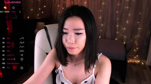 Kiki online show from February 6, 9:06 pm