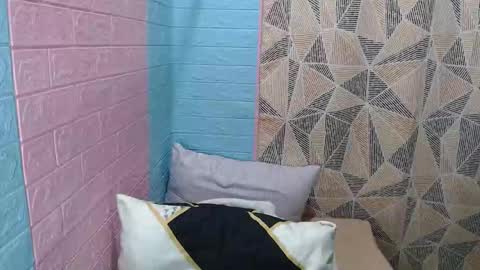 Snapshot of sensuouslips chatting on September 24, 1:09 am SensuousLips online show from September 24, 1:09 am