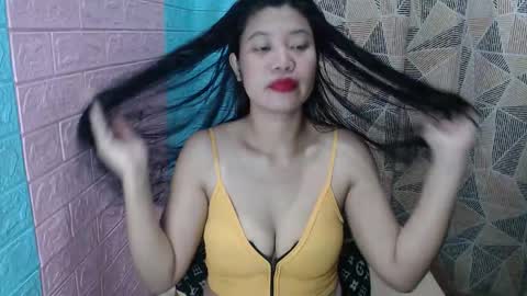 Snapshot of sensuouslips chatting on October 6, 12:30 am SensuousLips online show from October 6, 12:30 am