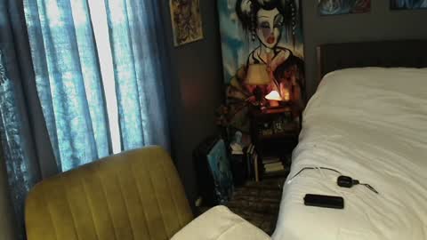 Tara online show from December 7, 3:41 pm