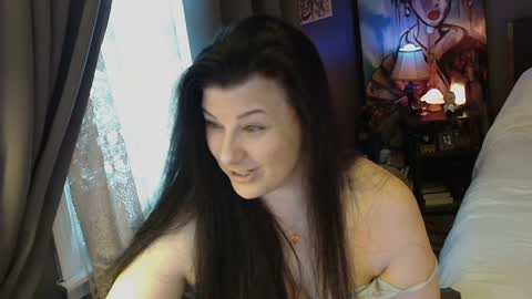 Tara online show from January 9, 1:24 pm