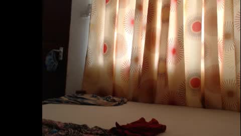 Anne online show from November 19, 7:41 am