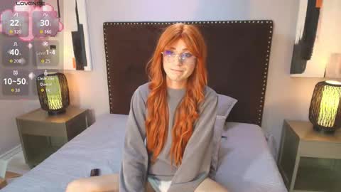 Snapshot of seraphine_star chatting on December 14, 8:24 pm Seraphine star online show from December 14, 8:24 pm