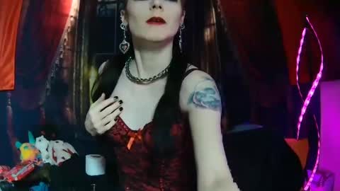 Seraphin Munster online show from January 2, 5:50 pm