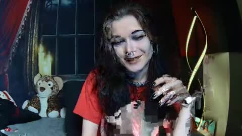 Seraphin Munster online show from February 22, 12:05 am