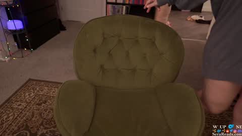 SeraReads online show from January 12, 6:28 am