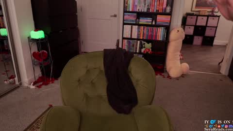 SeraReads online show from February 3, 6:45 am