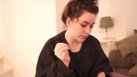 SeraReads online show from March 3, 7:54 am