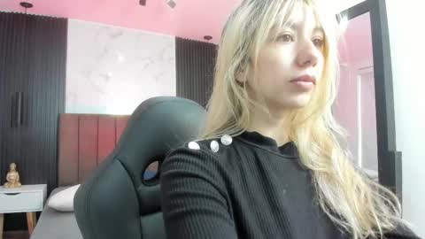 Serene online show from September 19, 12:39 pm