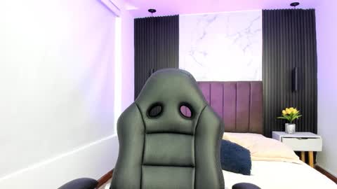 Serene online show from October 17, 12:52 pm