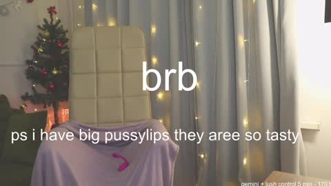 Hey Guys and Girls non-binary personalities  Im Sereta online show from December 27, 5:16 pm