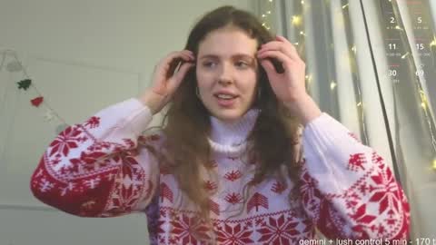 Hey Guys and Girls non-binary personalities  Im Sereta online show from December 31, 11:39 pm