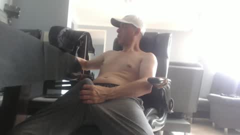 hetero serio discreto online show from February 1, 5:58 pm