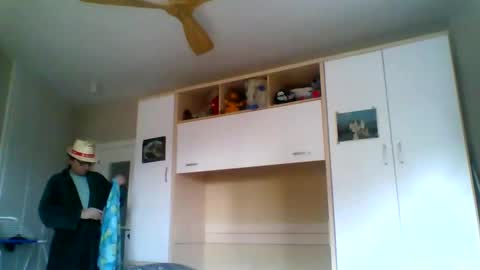 serrano49 online show from December 13, 12:28 pm