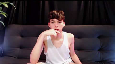 seth_ryder online show from December 3, 9:55 am