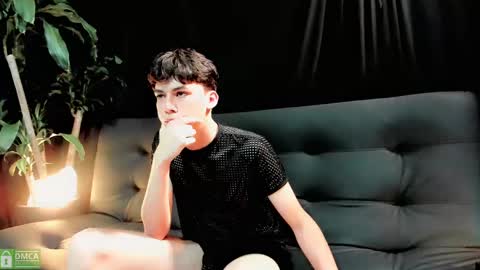 seth_ryder online show from January 18, 8:20 am