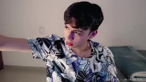 seth_ryder online show from October 8, 3:15 am