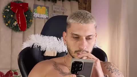 HEY IM SETH online show from December 27, 9:54 pm