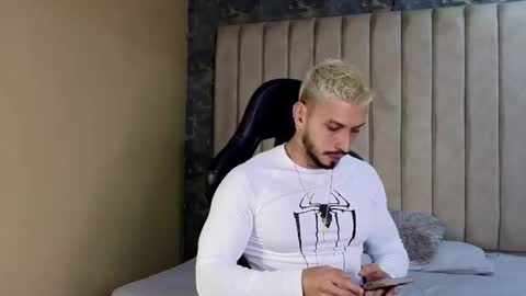 HEY IM SETH online show from February 24, 10:14 pm