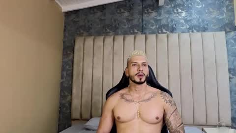 HEY IM SETH online show from February 25, 9:02 pm