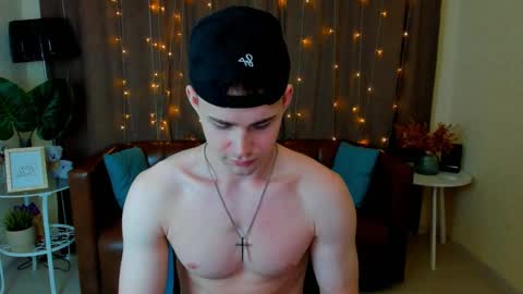 SevanS14 online show from January 25, 1:43 am