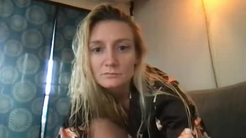 Sex drugs and plugss online show from December 15, 10:47 pm