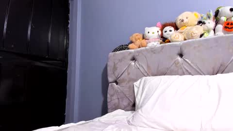 Snapshot of sexefantasia chatting on January 18, 2:36 am HEY GUYS KEVIAM I MY NEW TWITTER IS anitalautter26 imstagran anitalautter26 officialOFanitalautter online show from January 18, 2:36 am