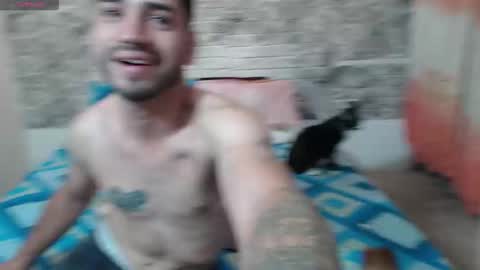 Snapshot of sexincompany chatting on September 19, 7:36 pm monserat y thony online show from September 19, 7:36 pm