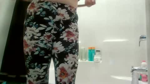 Snapshot of sexislitpuss69 chatting on January 1, 7:43 pm sexislitpuss69 online show from January 1, 7:43 pm