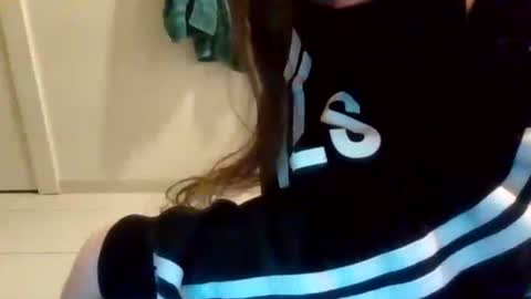 Snapshot of sexislitpuss69 chatting on January 19, 2:25 am sexislitpuss69 online show from January 19, 2:25 am