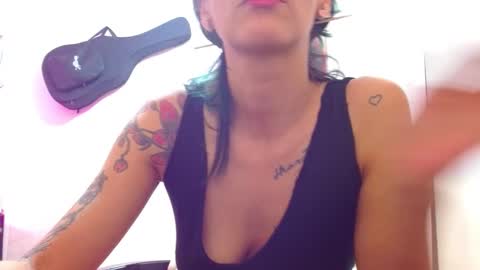 sexmilkdirty online show from December 29, 9:20 pm