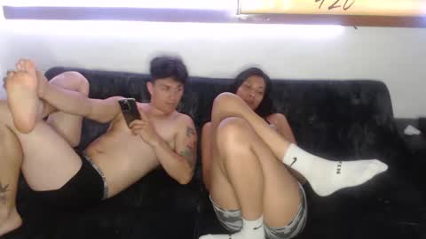 KhidaMilo online show from February 10, 11:45 pm