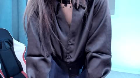 sextezi online show from December 7, 12:56 pm