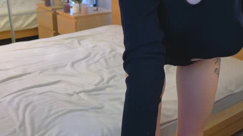 sextezi online show from December 27, 12:45 pm