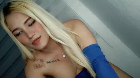 Britney Allen online show from November 25, 9:53 am