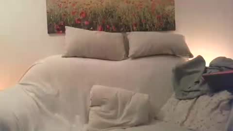 Snapshot of sexurbation chatting on January 15, 10:35 pm Sexurbation online show from January 15, 10:35 pm