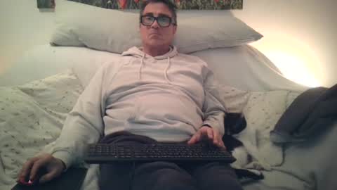 Snapshot of sexurbation chatting on January 19, 8:19 pm Sexurbation online show from January 19, 8:19 pm