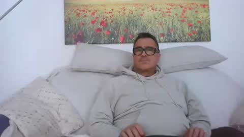 Snapshot of sexurbation chatting on February 16, 3:27 pm Sexurbation online show from February 16, 3:27 pm