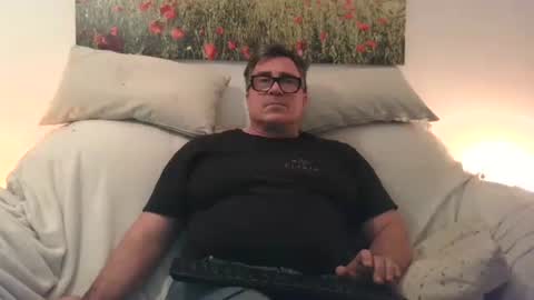 Snapshot of sexurbation chatting on October 12, 8:30 pm Sexurbation online show from October 12, 8:30 pm