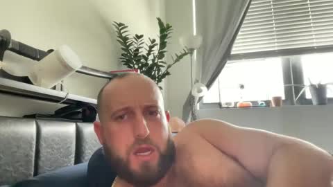 sexxfreak21 online show from December 7, 5:20 pm