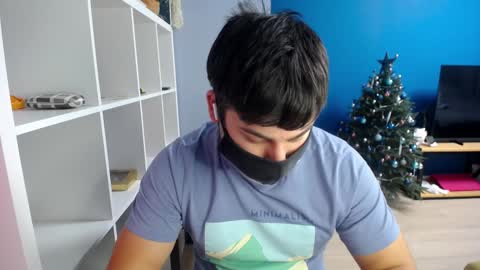 Tommy online show from January 19, 7:37 pm