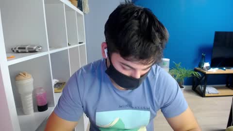 Tommy online show from January 20, 8:40 pm