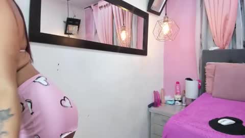 sexxxhorny_ online show from October 30, 3:08 am