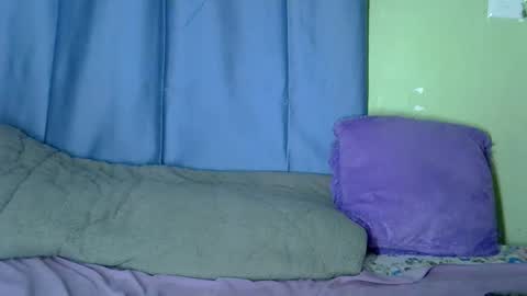 African Queen online show from October 12, 8:19 pm