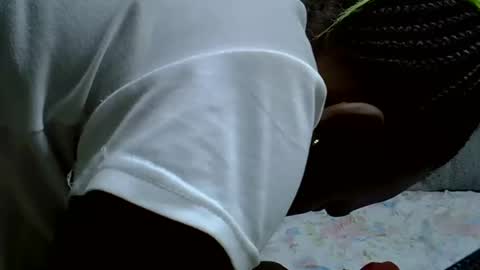 African Queen online show from October 31, 6:20 pm