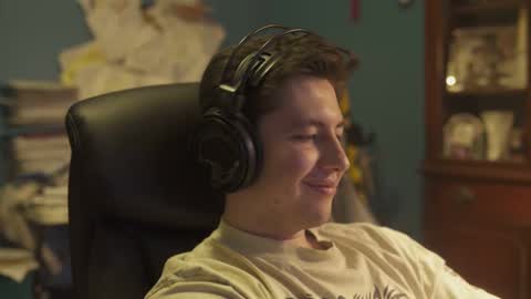 Snapshot of sexy98165 chatting on September 25, 7:45 am sexy98165 online show from September 25, 7:45 am