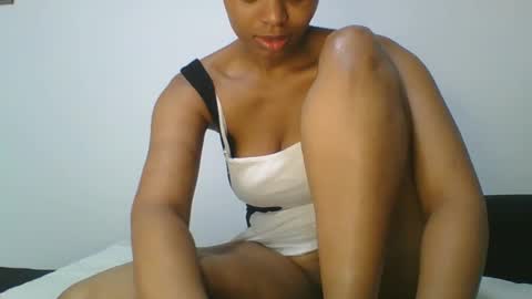 Snapshot of sexy__rhian chatting on December 29, 5:33 pm sexy rhian online show from December 29, 5:33 pm