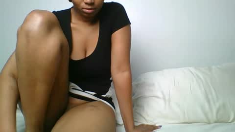 Snapshot of sexy__rhian chatting on February 16, 3:59 pm sexy rhian online show from February 16, 3:59 pm