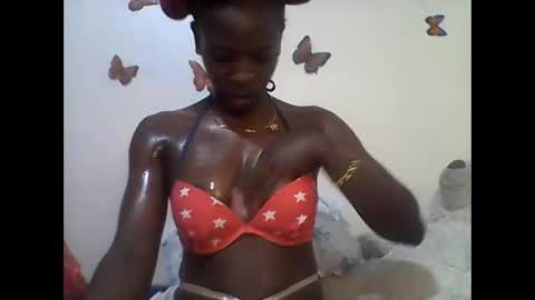 Snapshot of sexy_annbel chatting on October 12, 10:36 am Ann online show from October 12, 10:36 am