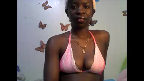 Snapshot of sexy_annbel chatting on October 17, 11:13 am Ann online show from October 17, 11:13 am
